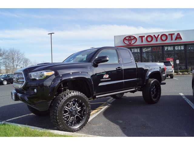 New 2017 Toyota Tacoma TRD Sport Rocky Ridge K2 Edition 4x4 SR5 V6 4dr ...