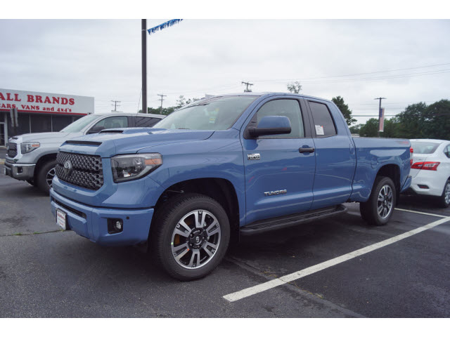 New 2019 Toyota Tundra SR5 4x4 SR5 4dr Double Cab Pickup SB (5.7L V8 ...